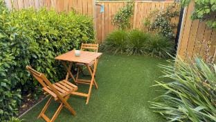 Cosmic Space close to the City Centre Vacation rental in Christchurch