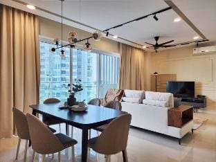 Premium Whole Unit - Johor Bahru Vacation rental in Johor