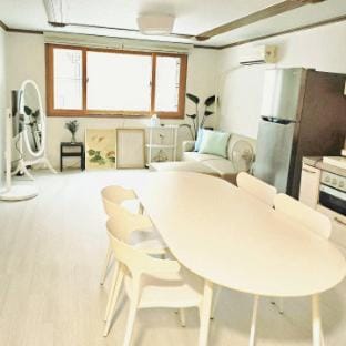 NakON: 건대입구역5분, 성수인근, 잠실15분, 강남30분(무료주차), 공항버스 근처 Vacation rental in Seoul