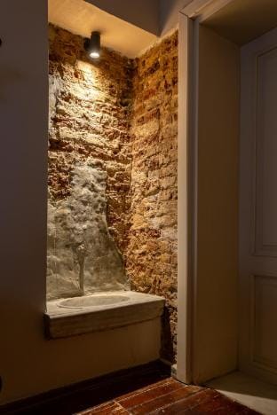 Big Studio flat w/kitchen near Galata Tower ,Metro Vacation rental in Istanbul