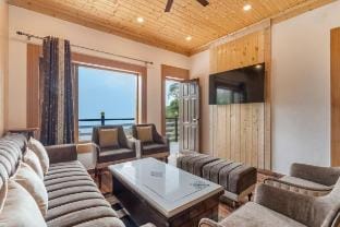 Barlow Ganj Houses Vacation rental in Uttarakhand