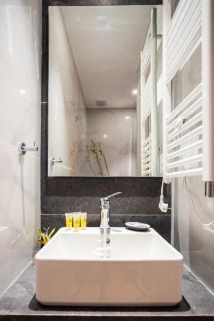 Exclusive 3-Bedroom Haven in Kolonaki Center Apartment in Athens