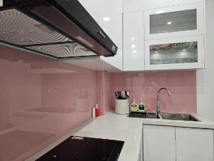 Secret Homestay\Phòng khép kín\Netflix\Bếp chung Vacation rental in Hanoi