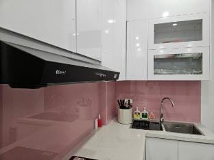 Secret Homestay\Phòng khép kín\Netflix\Bếp chung Vacation rental in Hanoi