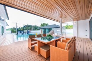 Grand Space Poolvilla Pattaya Villa in Pattaya City