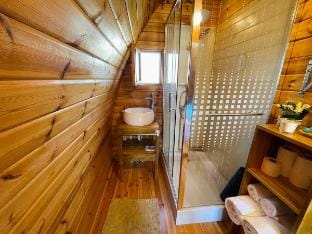 Glamping Turquesa, feel and relax in a wood house Vacation rental in Santarém District, Portugal