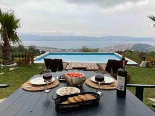 Sapanca View Bungalow (With Hot Pool) Vacation rental in Turkey