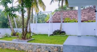 Ceylon Luxury Villa - With Private Pool- Mirissa Villa in Kamburugamuwa