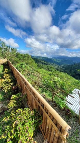 Family Cabin @ Hillside Cabins Tanay (Off Grid) Vacation rental in Antipolo
