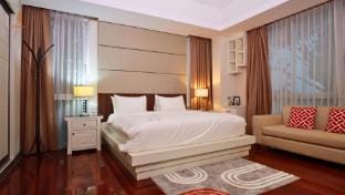 Two Poolvilla Pattaya Private Pool Family Pool Villa in Pattaya City