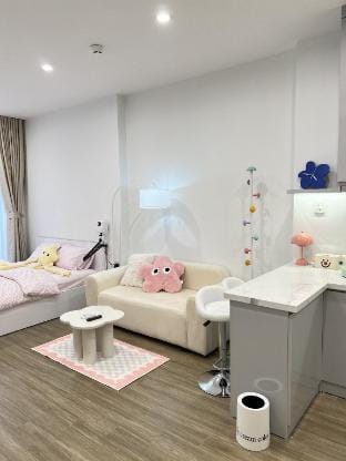 October Homestay - P1 Vinhomes Ocean Park 1 Apartment in Laos