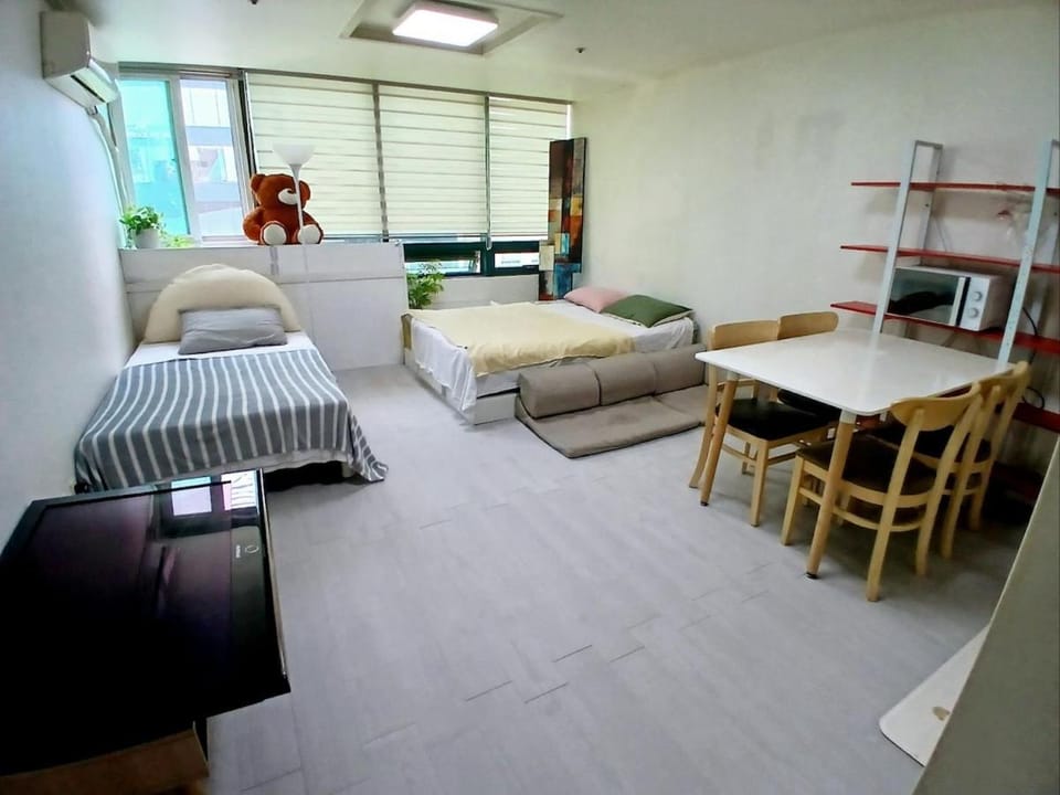5house great view nd elevator near HongdaeStation Vacation rental in Seoul