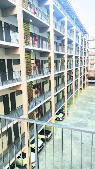 Centrally located. Secure and affordable comfort. Vacation rental in Sandton
