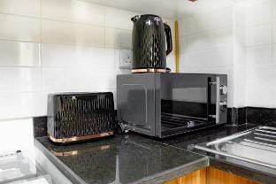 Spacious studio with sofa bed, Marina Residence Vacation rental in Ras al Khaimah