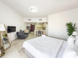 Fully furnished Studio with Balcony,Al Marjan Vacation rental in Ras al Khaimah