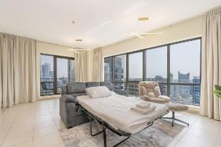 Chic Downtown 1BR with Skyline Views I Speedy Wifi Vacation rental in Dubai