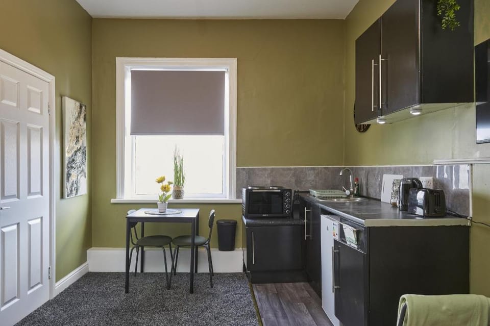 Hayy Studio Quiet Comfy Connected Apartment in Huddersfield