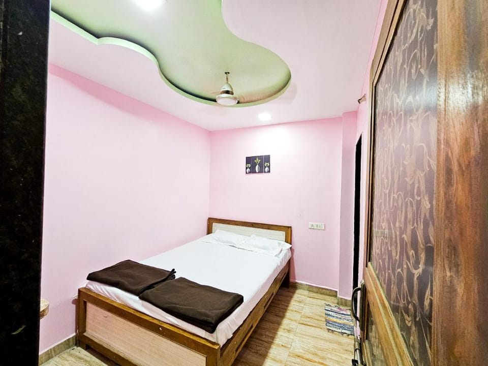 Sai Lodge Hotel in Maharashtra