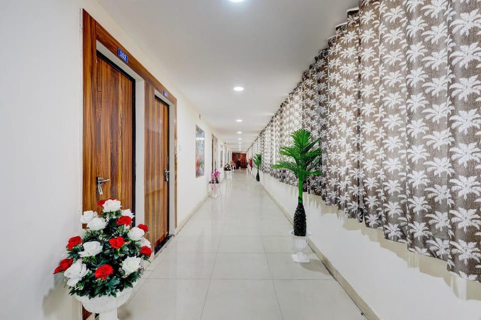 Super Hotel O Shaligram Hotel in Ahmedabad