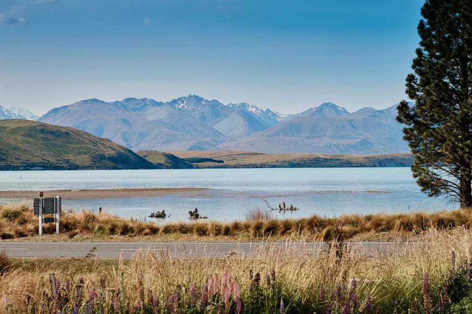 Lakeside Garden - Guest Room Bed and Breakfast in Lake Tekapo