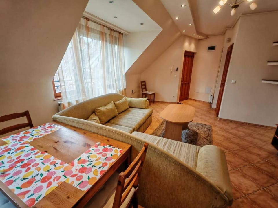Kazinczy 2bedroom apartment with balcony Apartment in Hungary