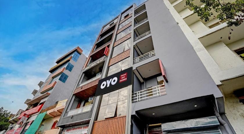 HOTEL O SKY HOMES Hotel in Noida