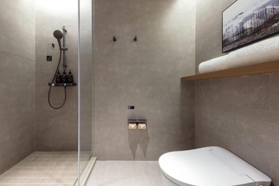 Atour Hotel Suzhou Industrial Park Fengting Avenue Hotel in Suzhou
