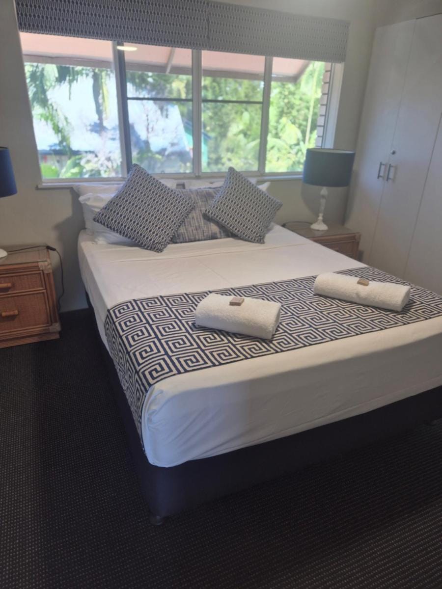 Sailfish Cove and Riva Apartments Hotel in Sunshine Coast