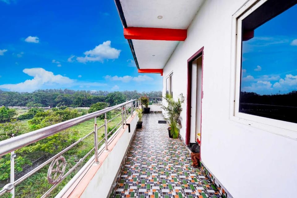 Townhouse Mahabalipuram Beachview Hotel in Tamil Nadu