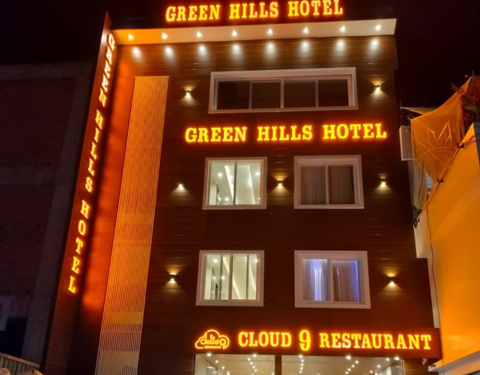 GREEN HILLS HOTEL Hotel in Uttarakhand
