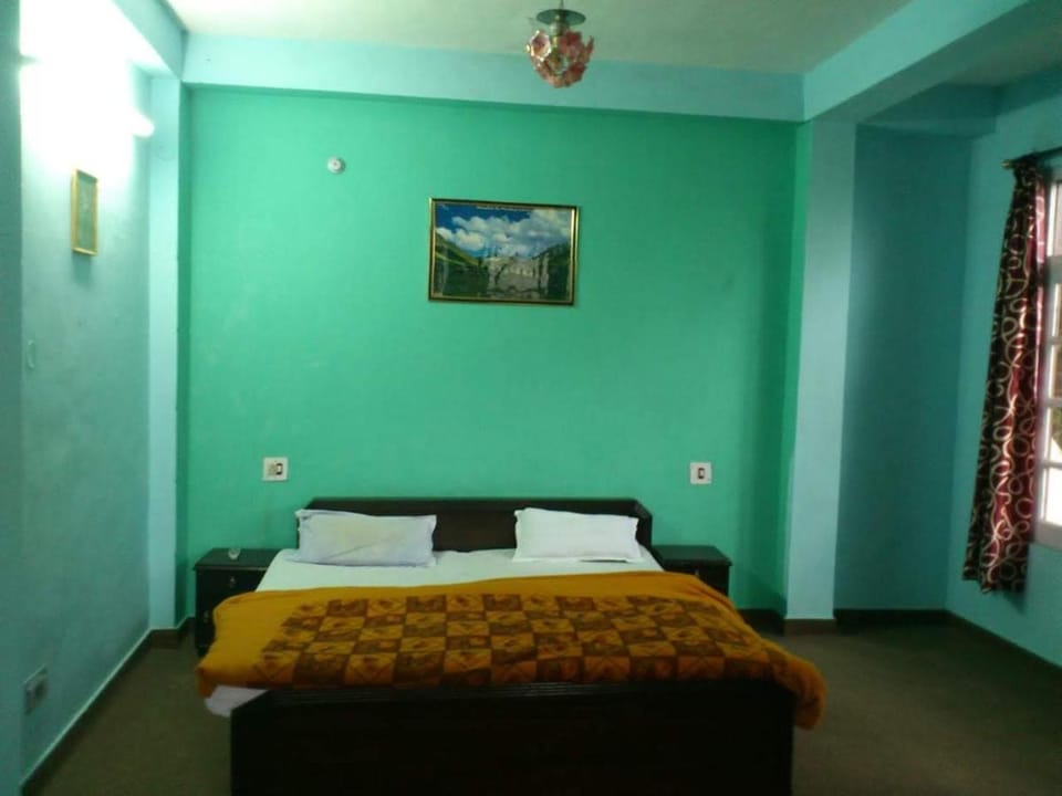 Hotel Paradise hiils dalhousie Hotel in Himachal Pradesh