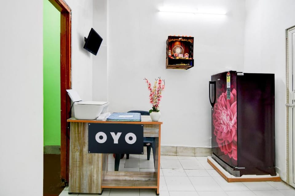 Super Hotel O SAFAR STAY Hotel in Kolkata