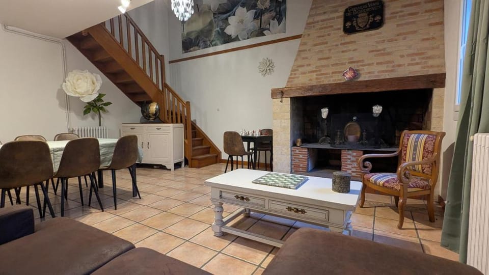 Terres du Milieu Vacation rental in Occitanie