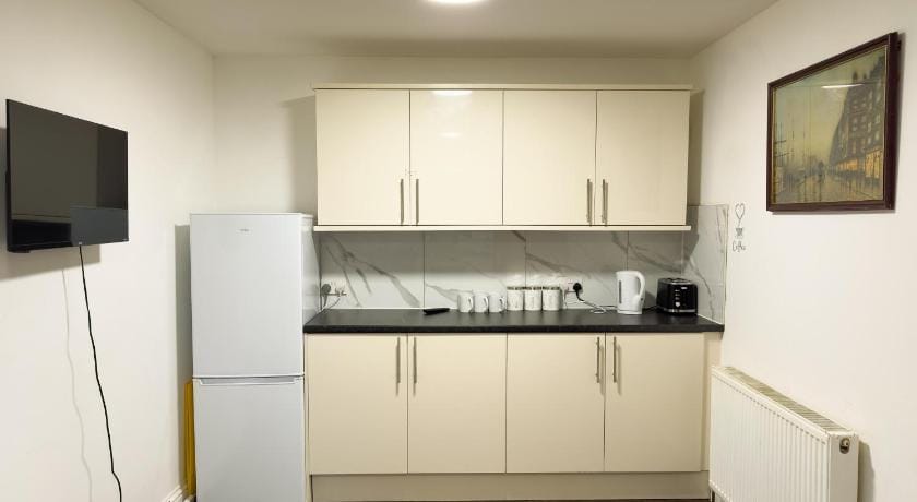 Heathrow Lodge B&B Bed and Breakfast in London Borough of Hounslow