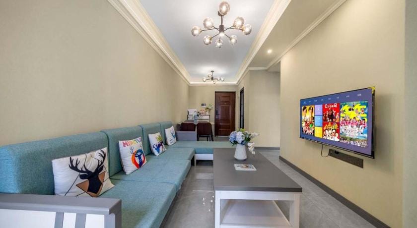 Chongqing Ruoting Jiangyu Panoramic View Homestay Hotel in China