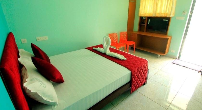 Paradise Mystic Tones Hotel in Tamil Nadu