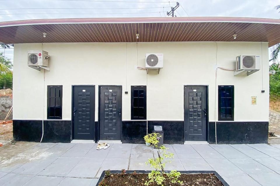 RedDoorz Syariah @ Sadulur Pematang Sulur Jambi Hotel in Indonesia