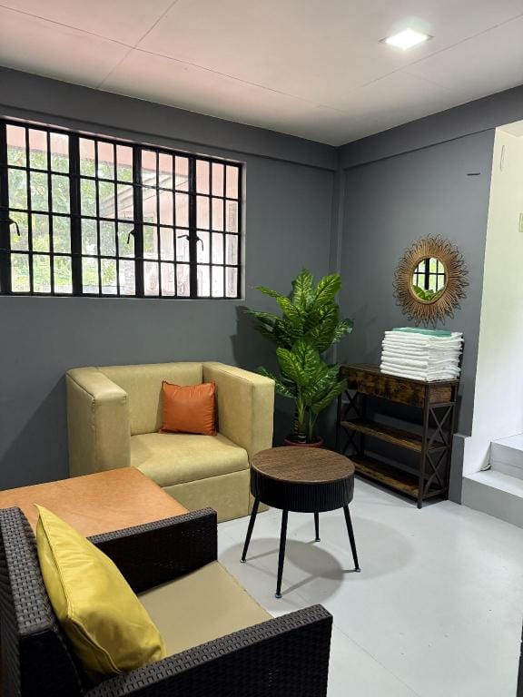 Yuhum Bed and Breakfast - Villamonte Hotel in Bacolod
