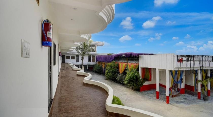 Hotel O Vrindavan Gardan & Hotel Hotel in Uttar Pradesh