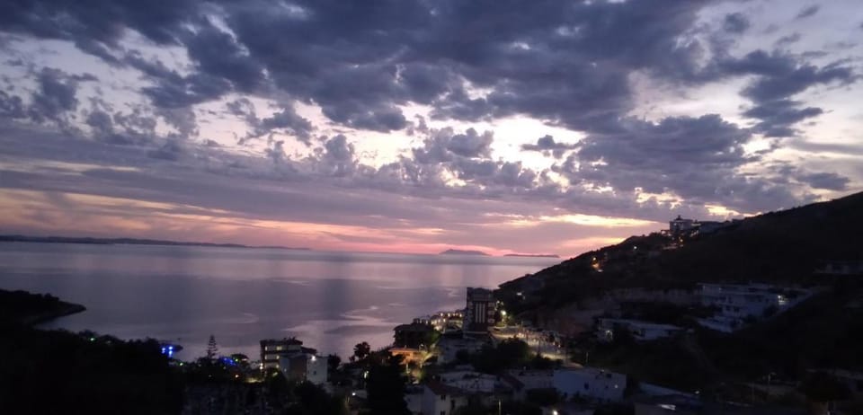 Blue Waves Apartment Apartment in Sarandë