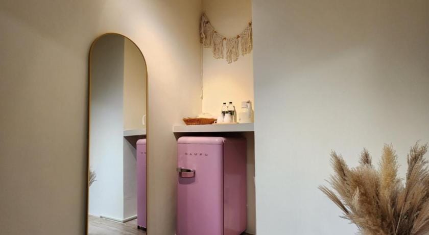 Alley B&B Bed and Breakfast in Kaohsiung