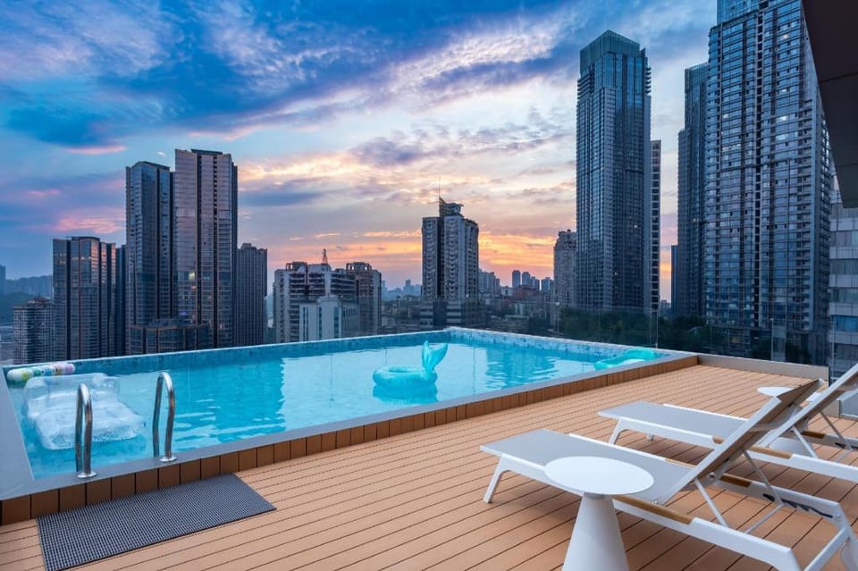 Chongqing Jiefangbei Pedestrian Street Intercity Hotel Hotel in China