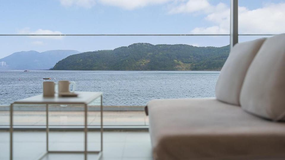 Geoje Lighthouse Pension Bed and Breakfast in South Korea