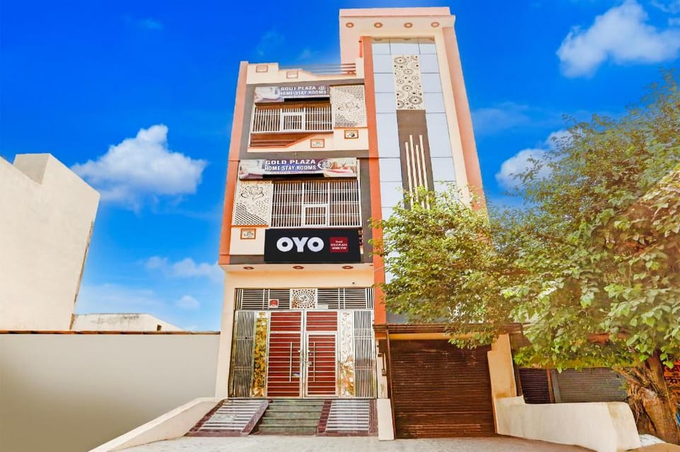 Hotel O GOLD PLAZA HOME STAY Hotel in Uttar Pradesh