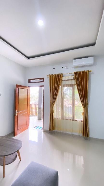 Rinjani 3 Homestay Hotel in West Java