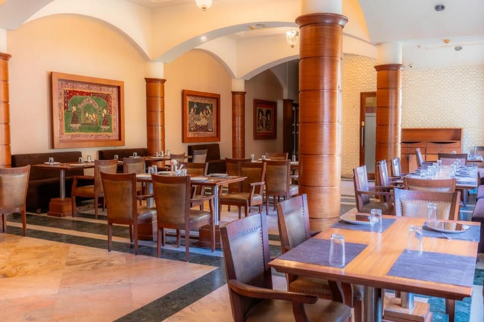 The Sky Imperial - Udaipur Hotel in Gujarat