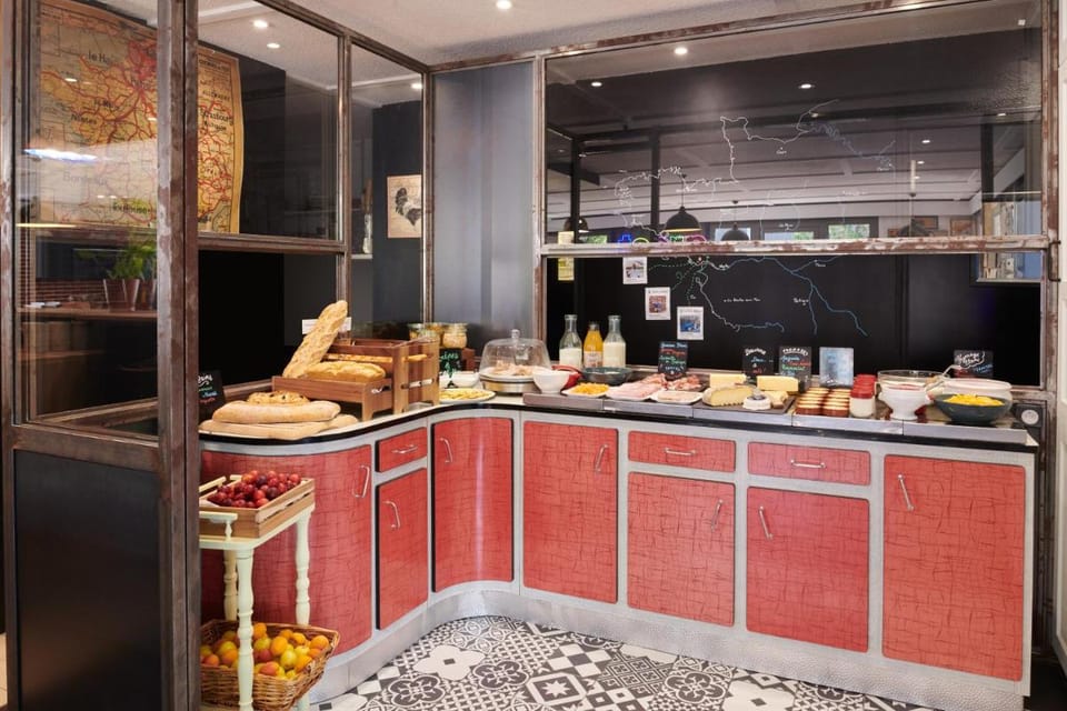 Greet hotel St Nazaire Trigna Hotel in Brittany