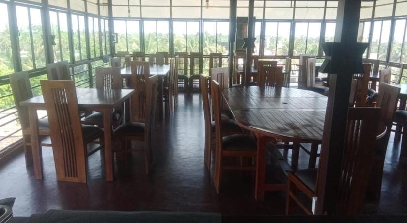Transit Studio Katunayake Hotel in Negombo