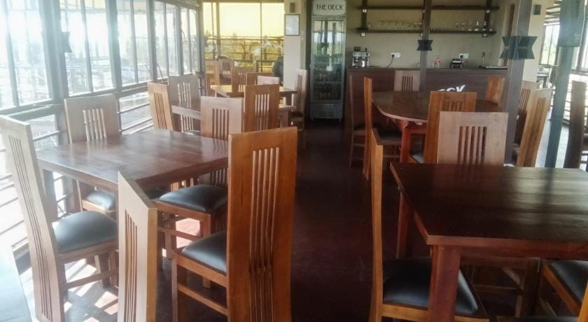 Transit Studio Katunayake Hotel in Negombo