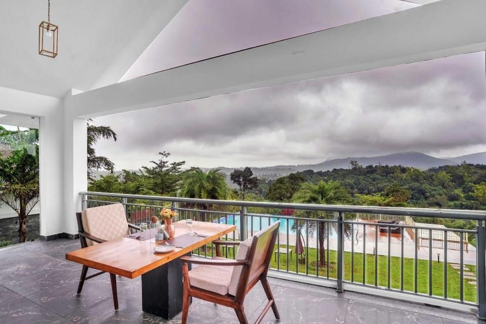 Sila Mountain Majesty Resort Hotel in Chikmagalur